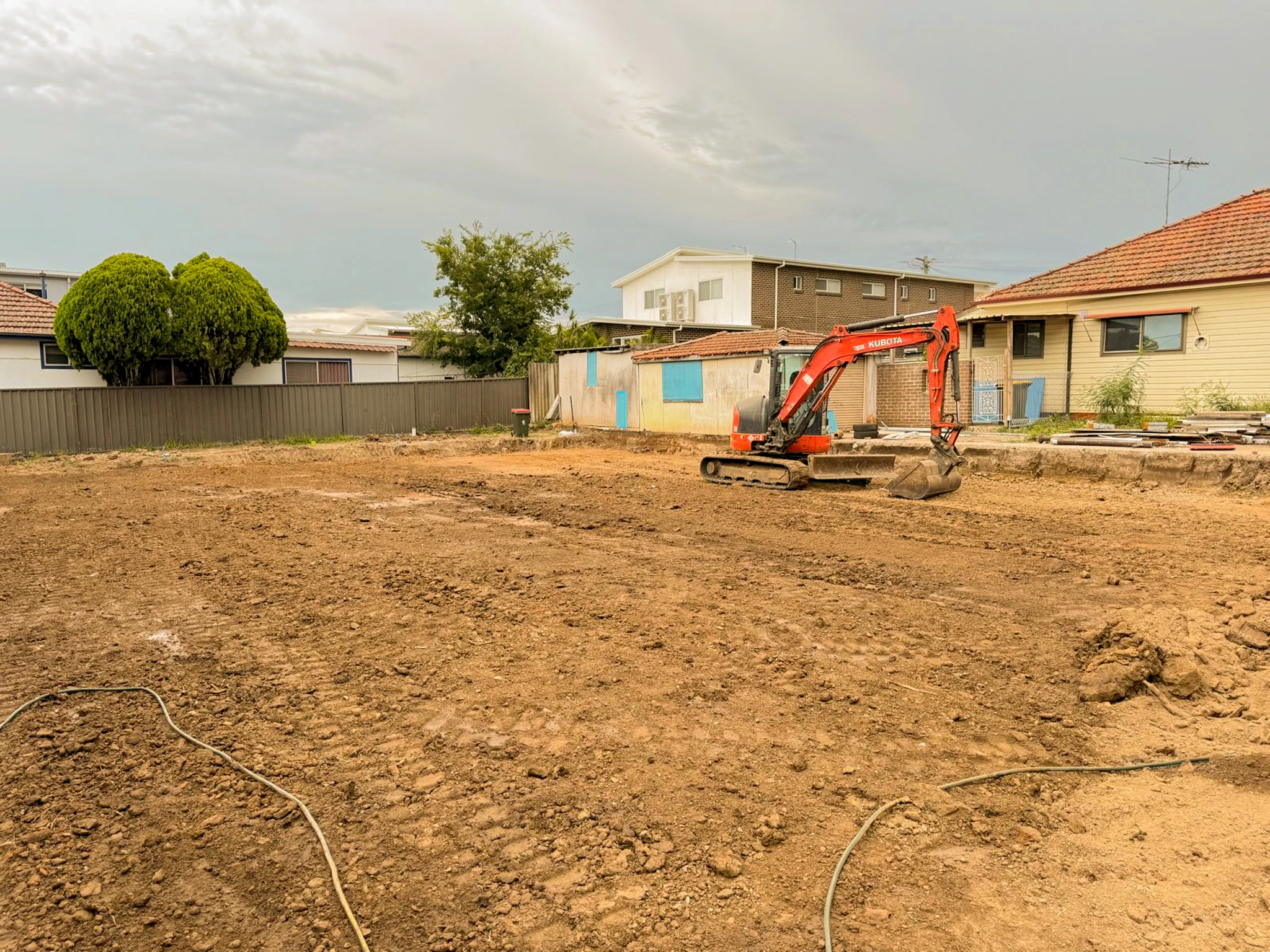 haulage & civil services excavator